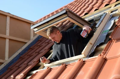 Pose de fenêtres de toit Velux à Rumesnil